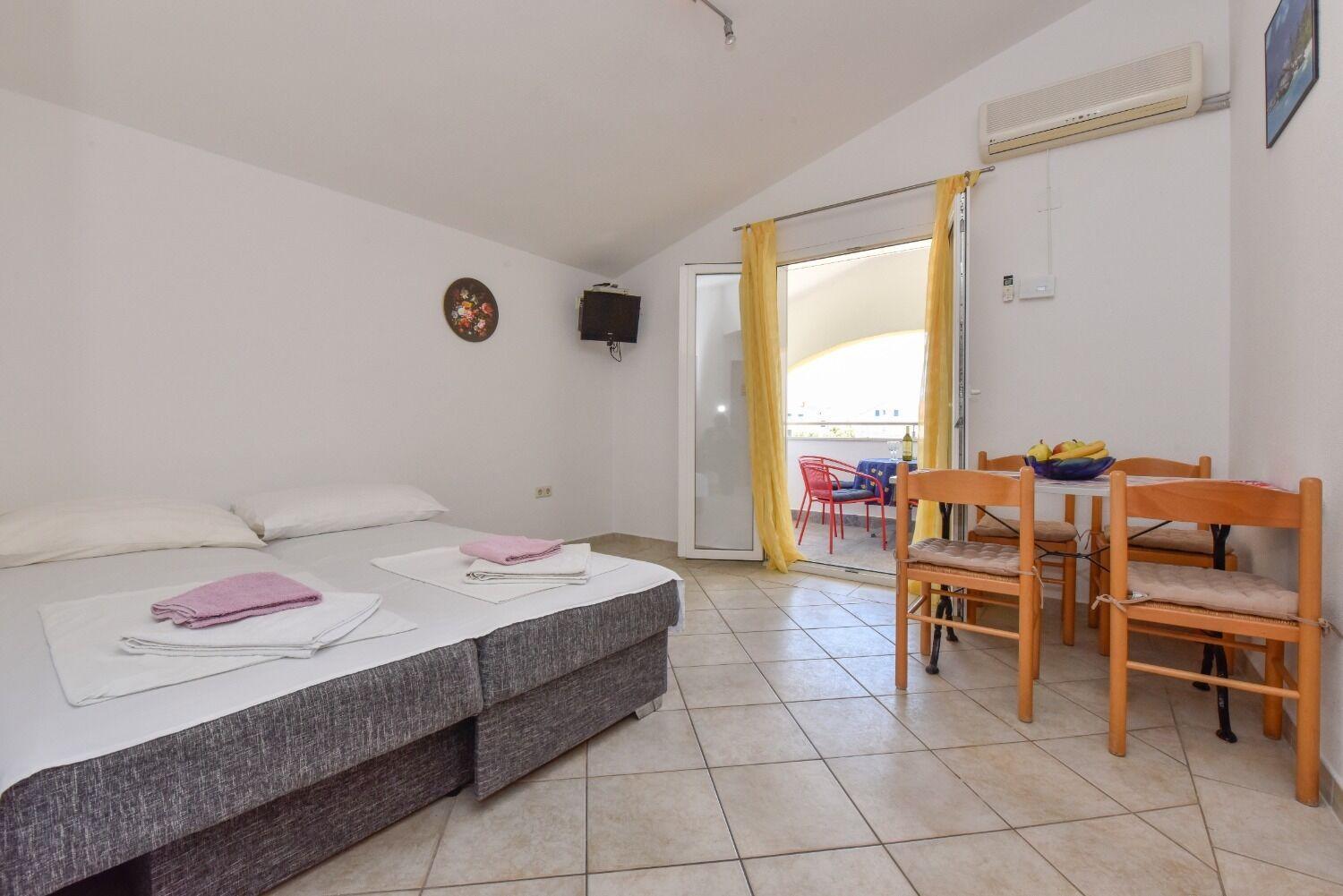 Apartments Mark - 200 M From Sea Novalja Extérieur photo
